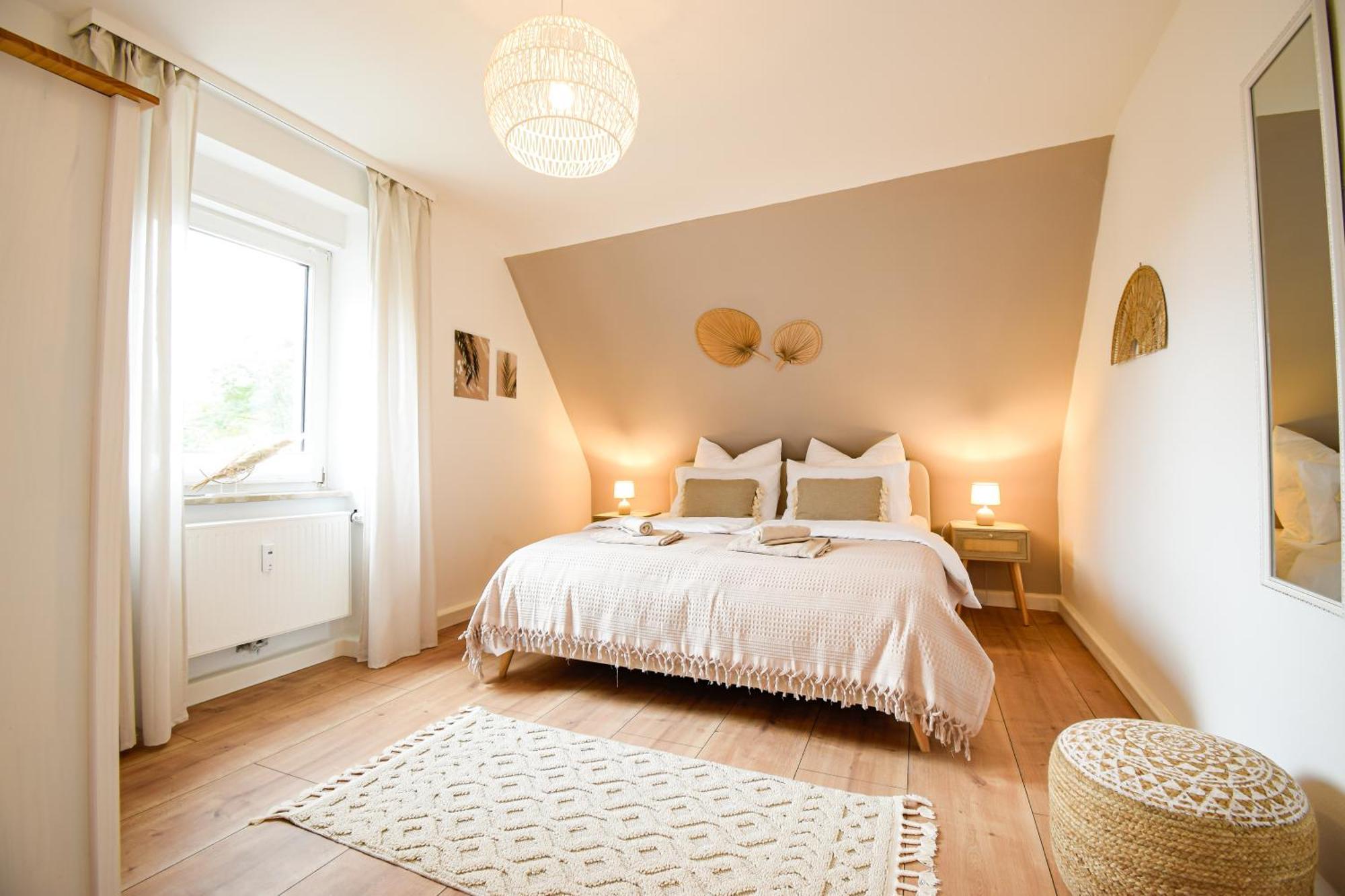 Boho-Apartment - Feel Like Home, Tiny Bathroom & Garage, 60M2 Mühlacker 外观 照片