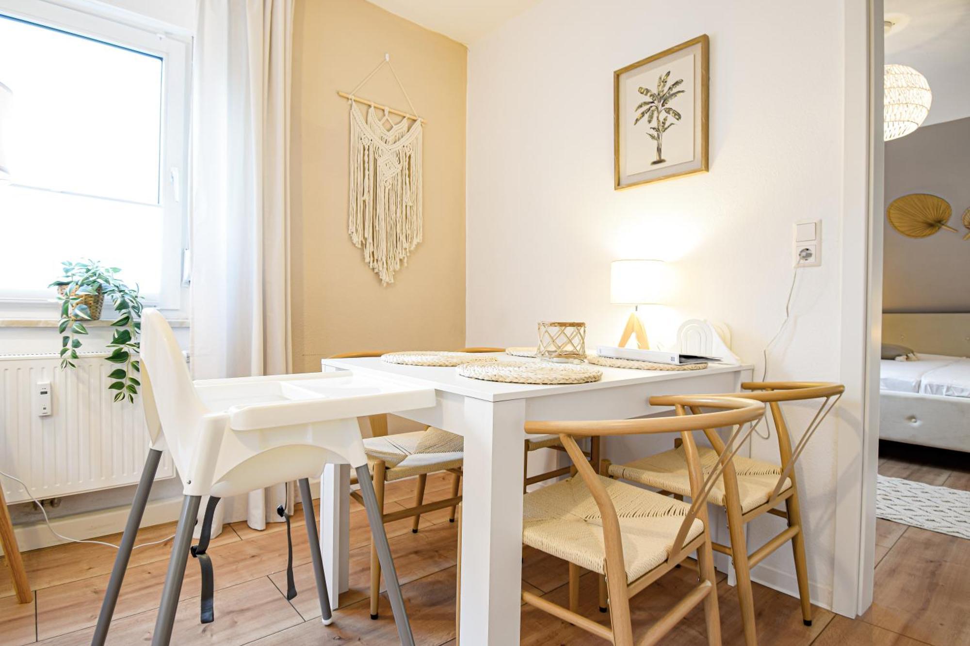 Boho-Apartment - Feel Like Home, Tiny Bathroom & Garage, 60M2 Mühlacker 外观 照片