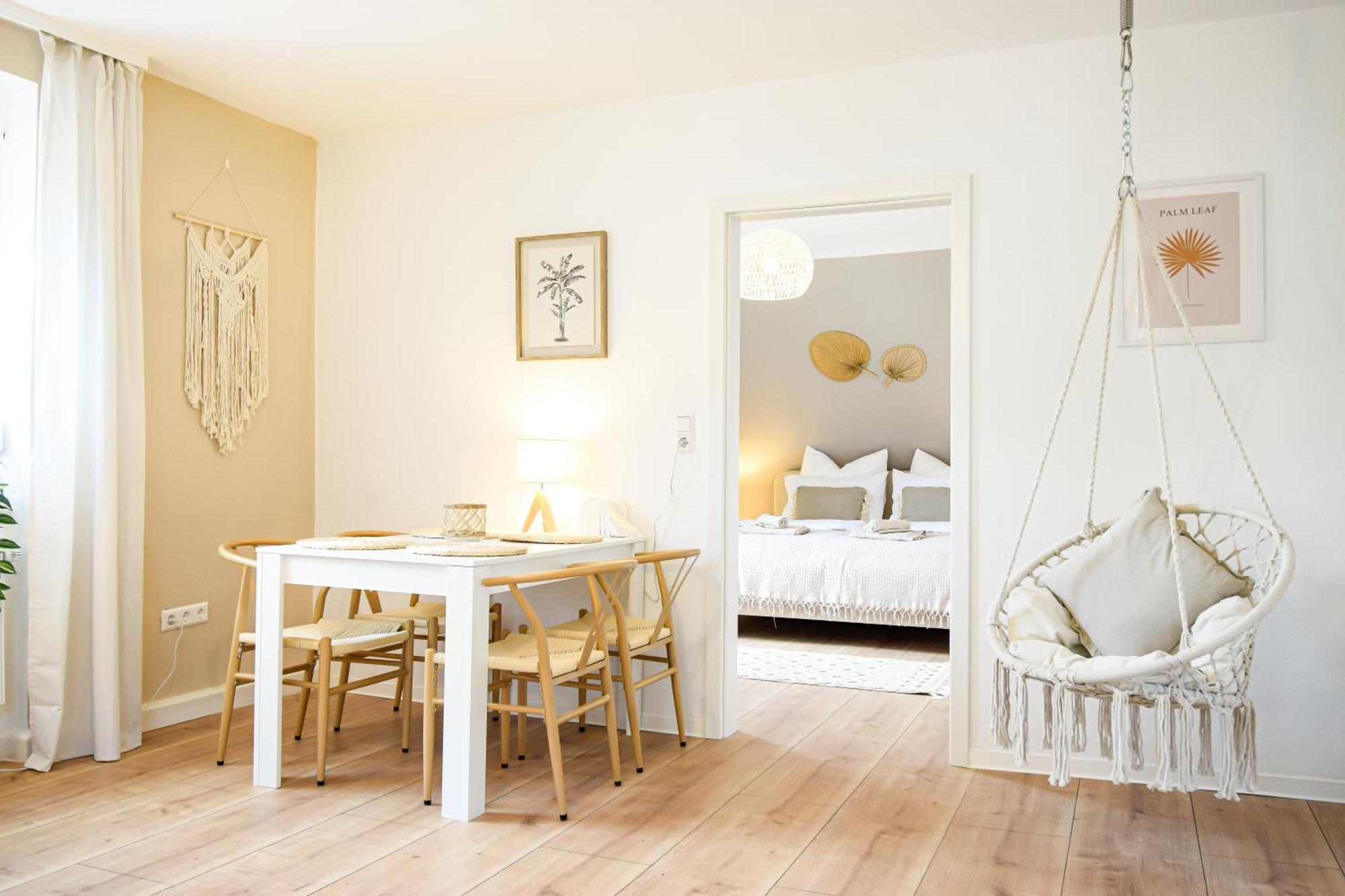 Boho-Apartment - Feel Like Home, Tiny Bathroom & Garage, 60M2 Mühlacker 外观 照片
