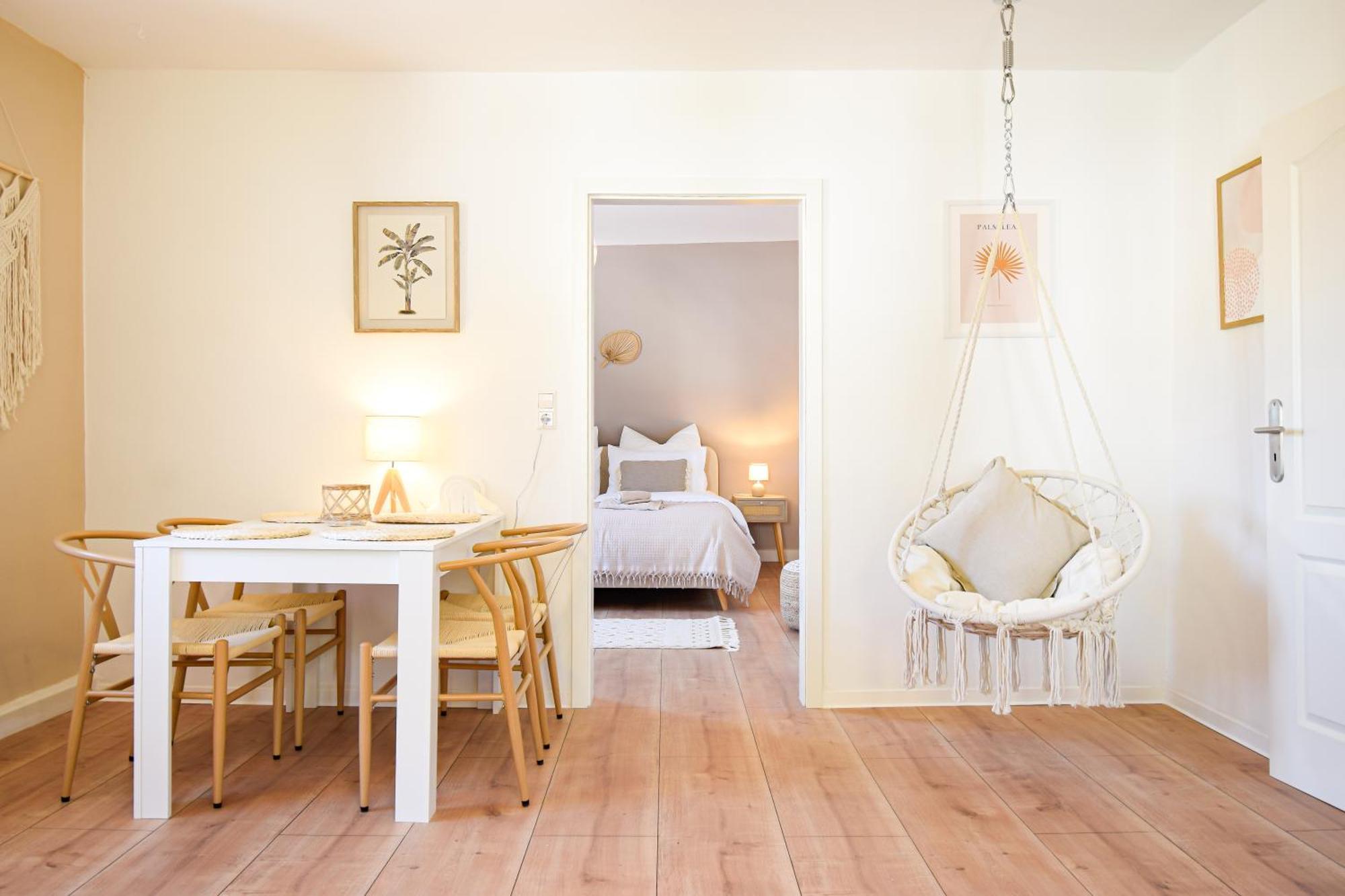 Boho-Apartment - Feel Like Home, Tiny Bathroom & Garage, 60M2 Mühlacker 外观 照片